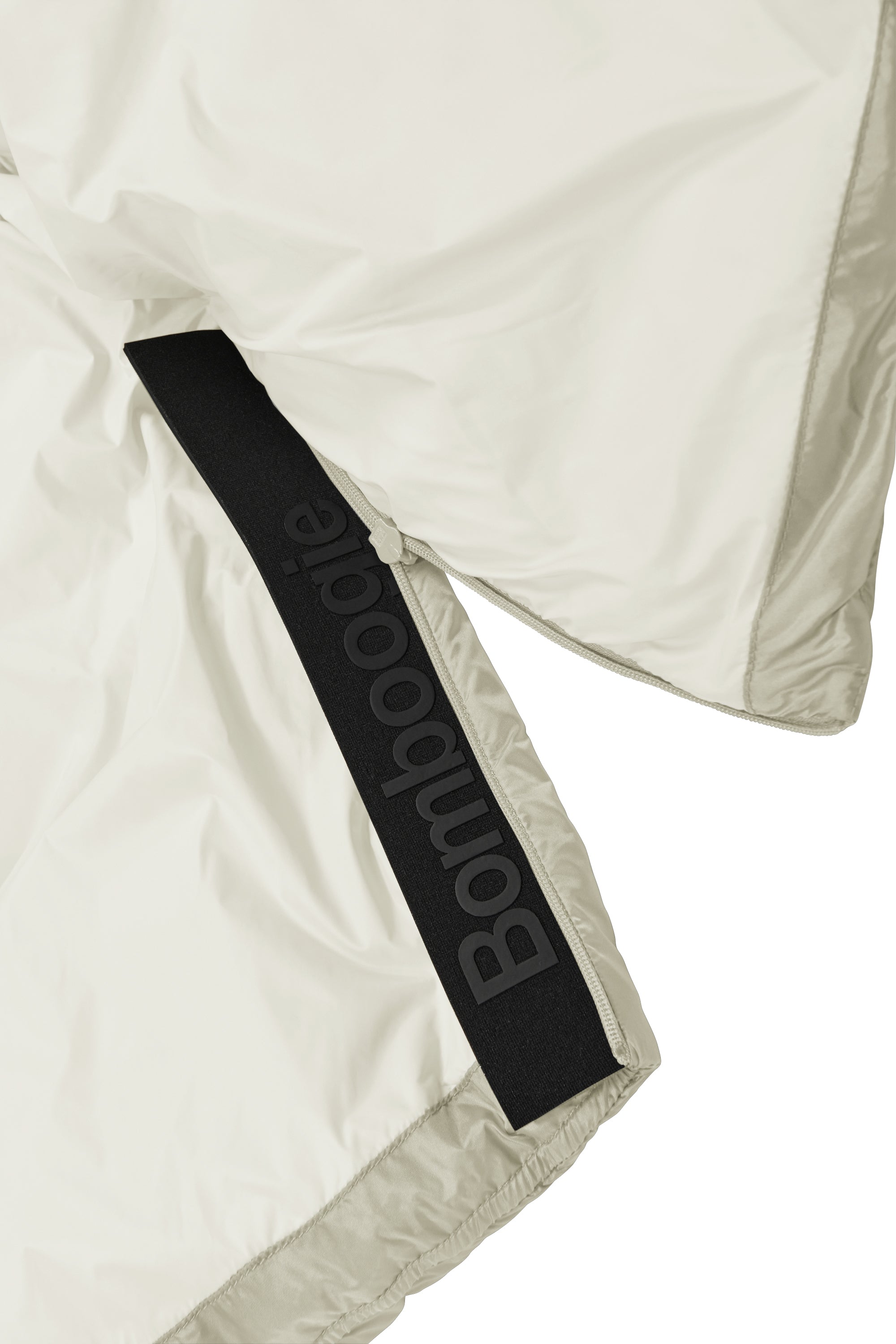 JW8081TDLC4_503_03.jpg