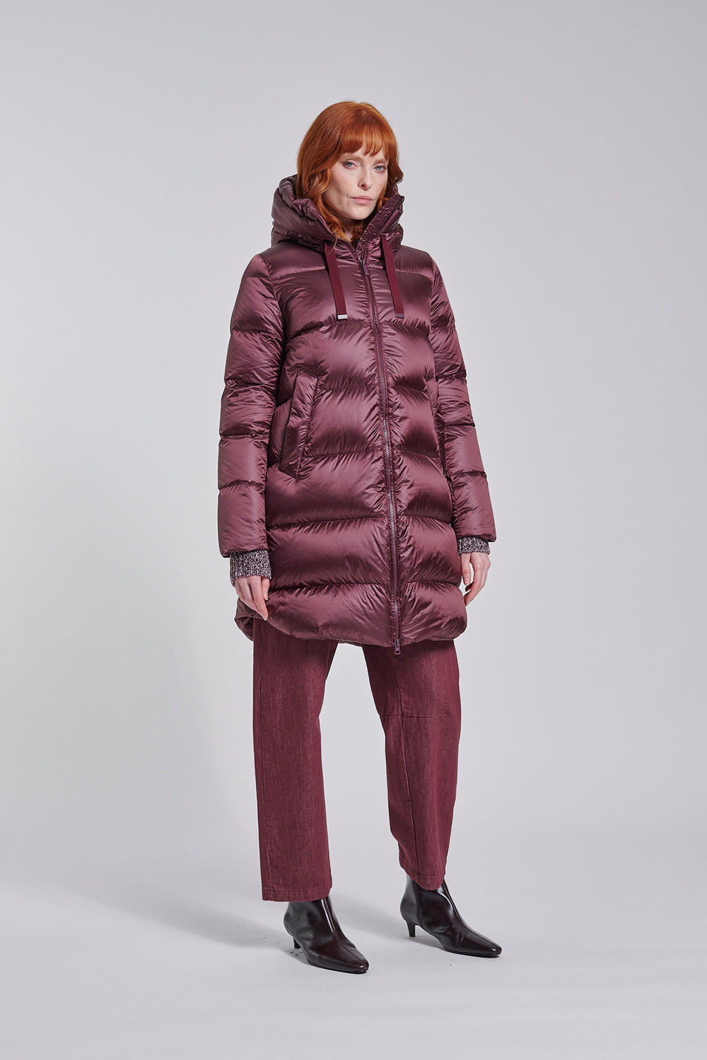 Translation missing: fr.geneva-jacket-long-down-jacket-in-shiny-nylon-cw6630tdlc6