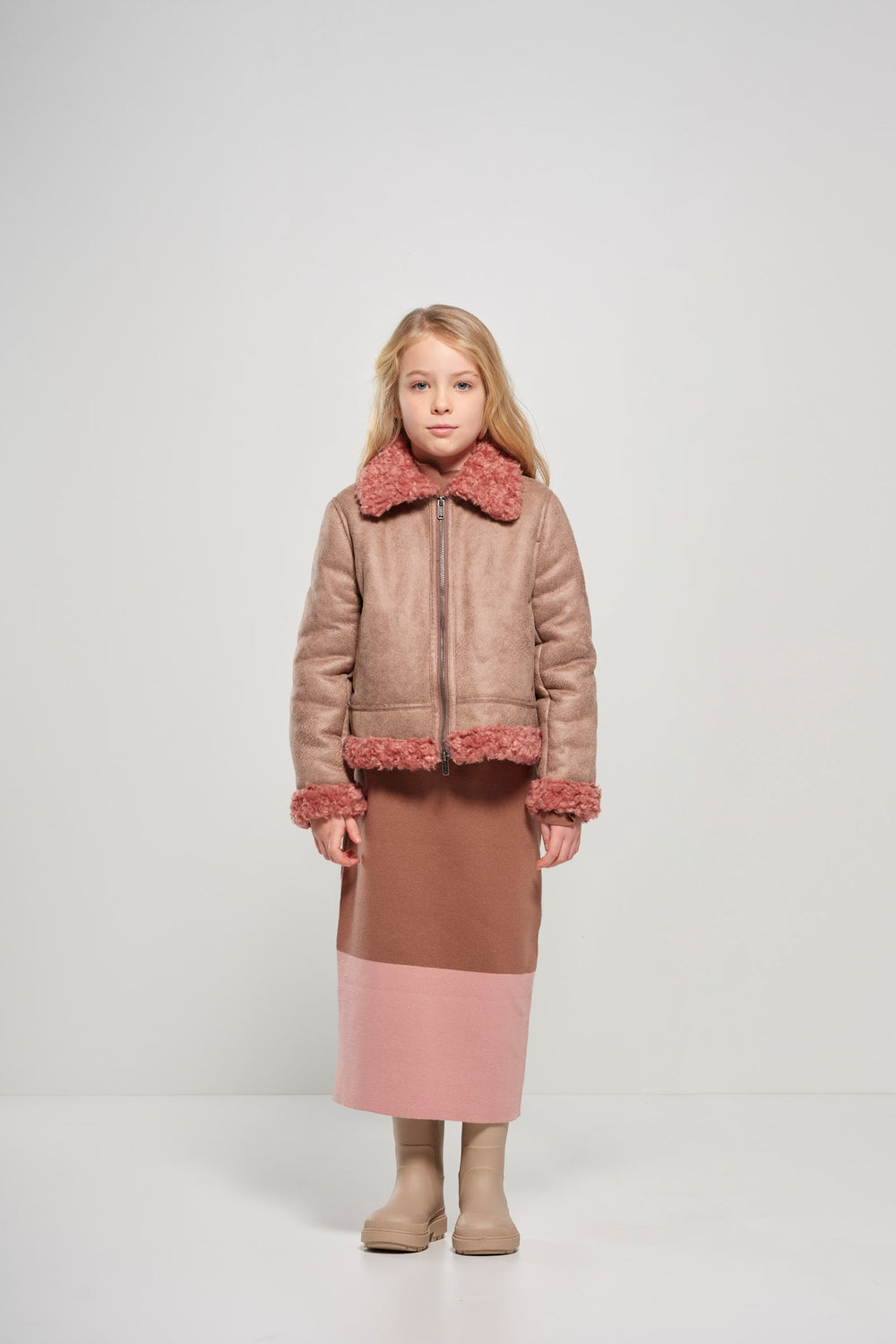 Translation missing: it.giacca-corta-da-bambina-effetto-shearling-jg8755tpsf5