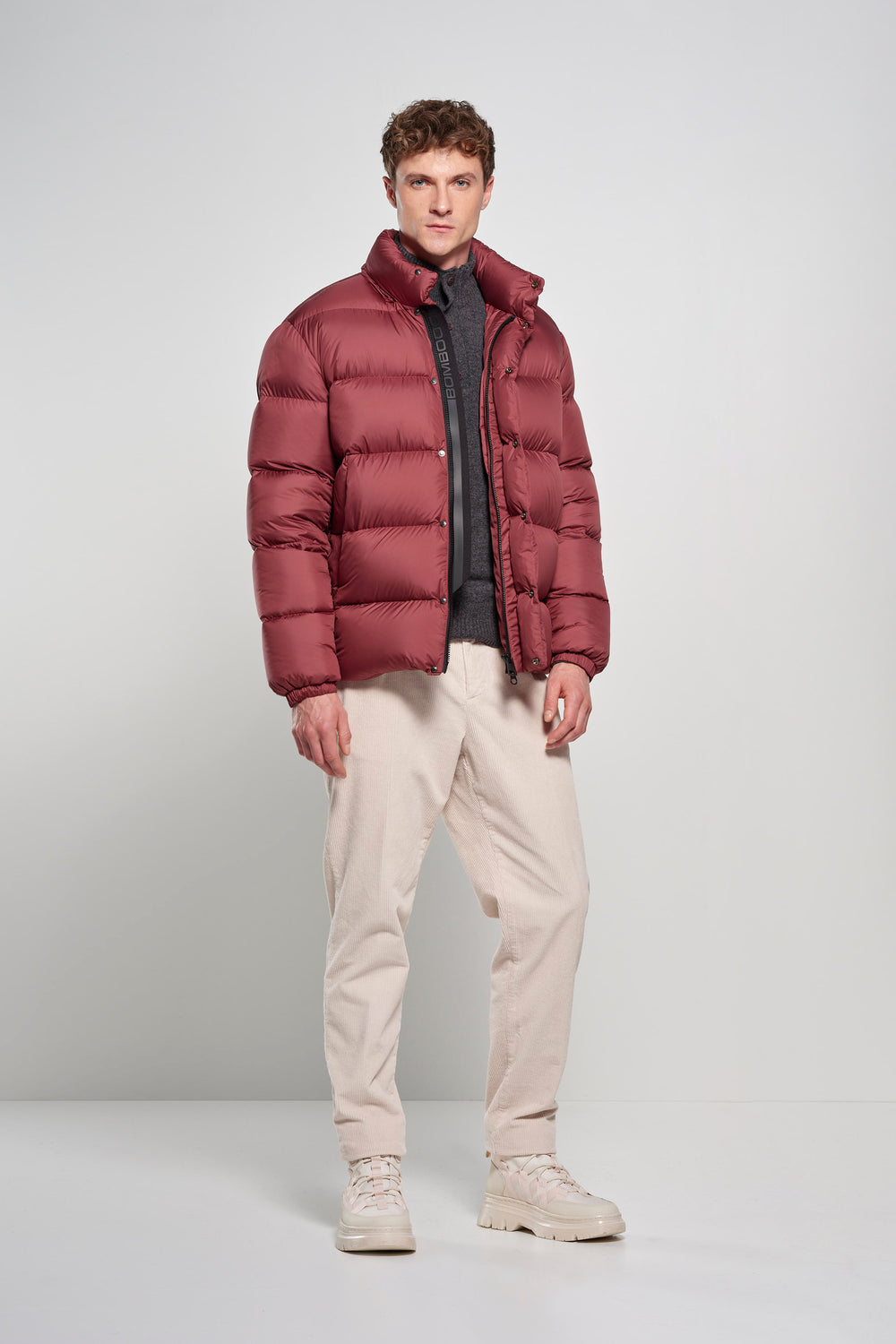 Translation missing: it.piumino-corto-da-uomo-imbottito-in-vera-piuma-windproof-downproof-jm9208ttmf5