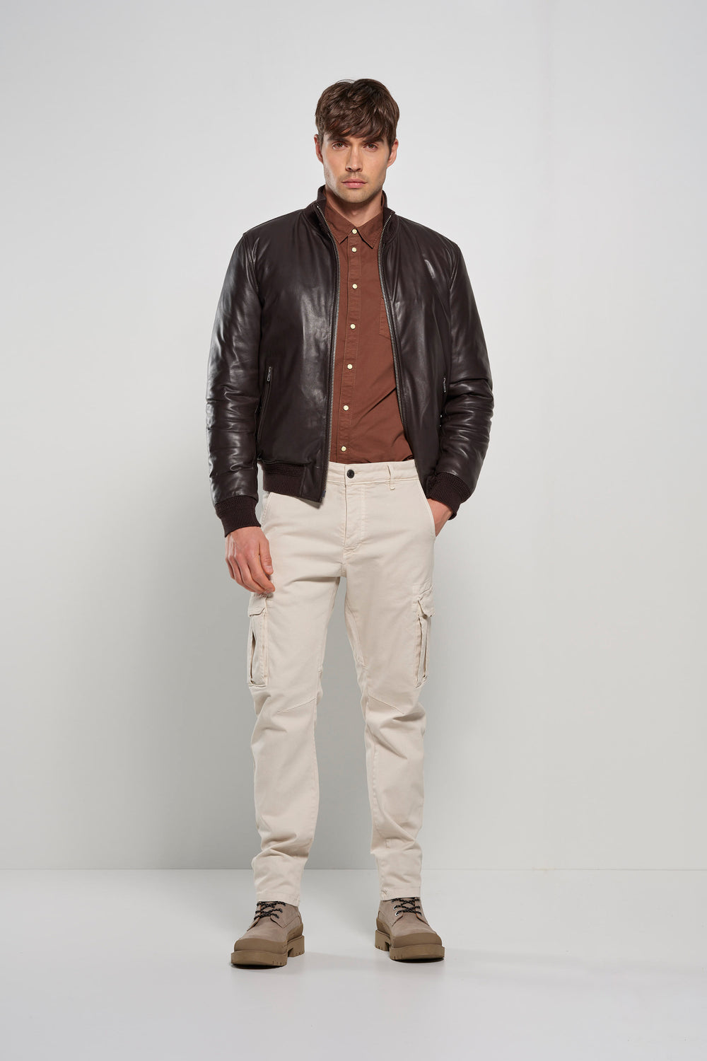 Translation missing: de.jacke-aus-echtem-leder-mit-leichter-fullung-jmpathpldf5
