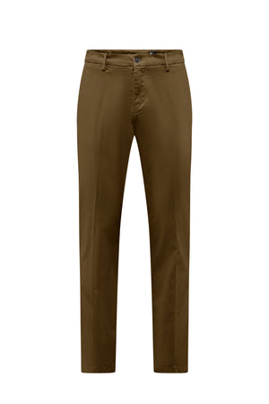 Men's slim fit stretch satin chinos with American pockets