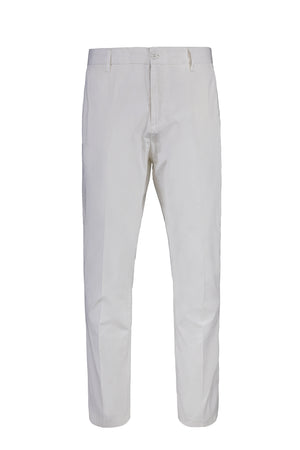 Schmal geschnittene Chinohose aus Baumwolle